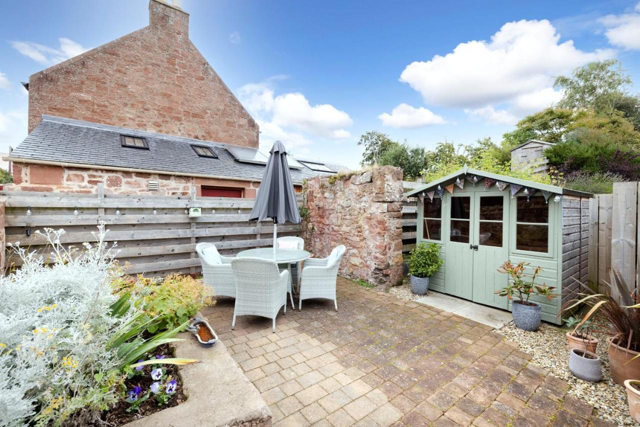 2 Bed Haywood Cottage With Garden Stenton Exterior foto